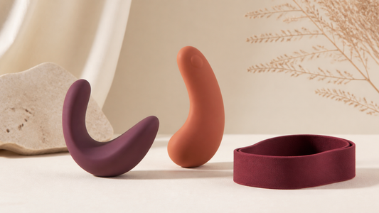 Abstract ergonomic wearable designs illustrating strapless support options