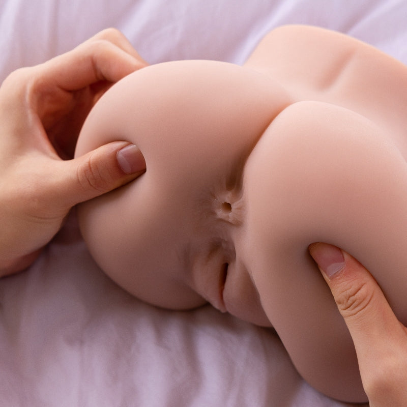 Connie - 5.5lb Realistic Butt